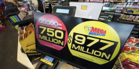 Неизвестный американец выиграл $1,13 млрд в лотерею